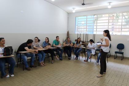 Saúde capacita médicos e enfermeiros para atendimento a pacientes suspeitos de dengue