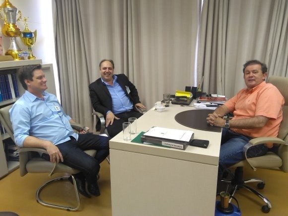 Eduardo Rocha debate com presidente da Câmara de Três Lagoas