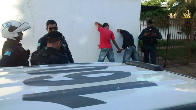 Menores roubam celular e são apreendidos pela Polícia Militar