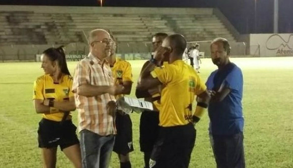 Estádio de Três Lagoas fica sem luz e 2º tempo de Operário e Misto é adiado
