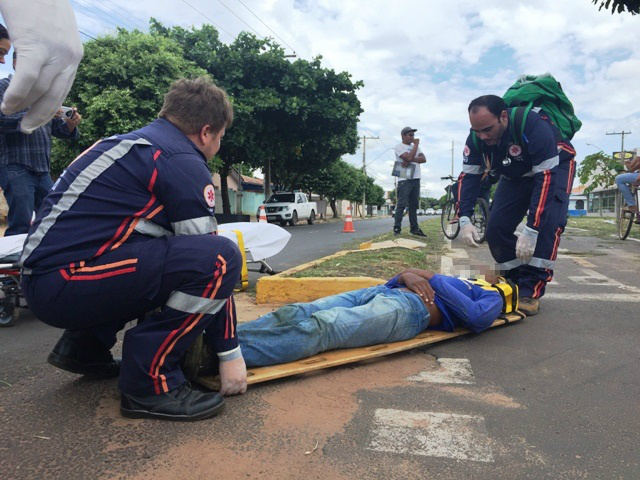 Ciclista desmaia ao sofrer acidente no bairro Lapa em Três Lagoas 