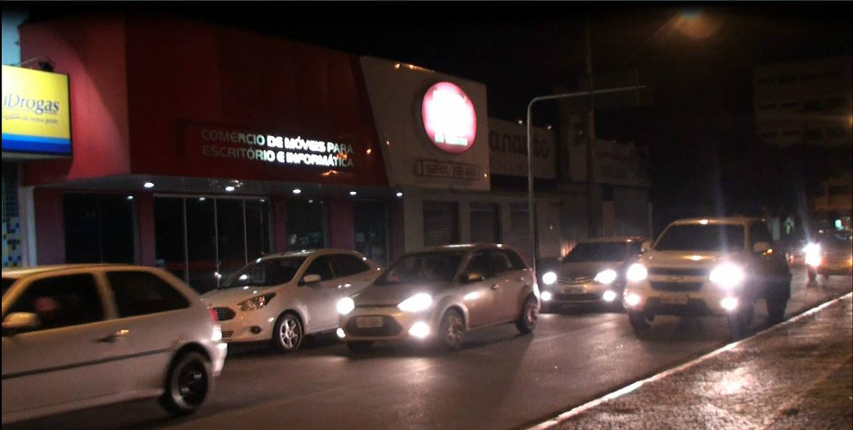 Carreata contra Lula e Dilma nas ruas de Três Lagoas