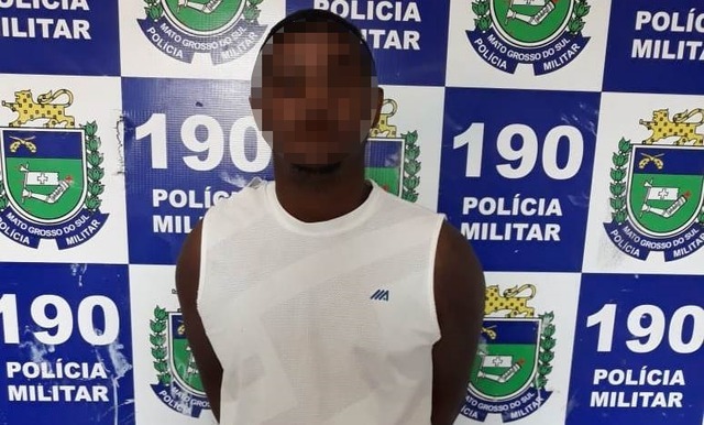 Homem é preso pela segunda vez em menos de duas semanas após tentar roubar bolsa