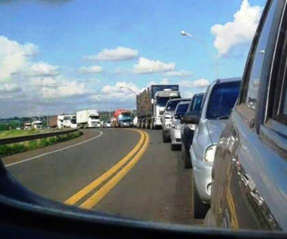 Ponte entre Três Lagoas-MS e Castilho-SP será interditada nesta sexta feira Ponte entre Três Lagoas-MS e Castilho-SP será interditada nesta sexta feira