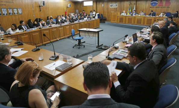 Colégio de Presidentes da OAB/MS ratifica apoio do Conselho ao impeachment Colégio de Presidentes da OAB/MS ratifica apoio do Conselho ao impeachment