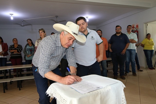 Ordem de serviço para ampliação do CEI “Novo Alvorada” é assinada