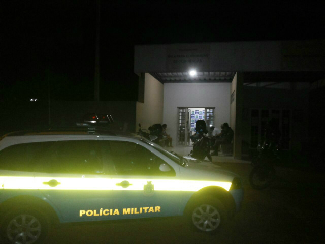 Jovem é assassinado a tiros em avenida de Três Lagoas Jovem é assassinado a tiros em avenida de Três Lagoas