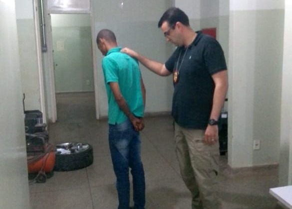 Suspeito de matar jovem a pedradas se entrega para Polícia