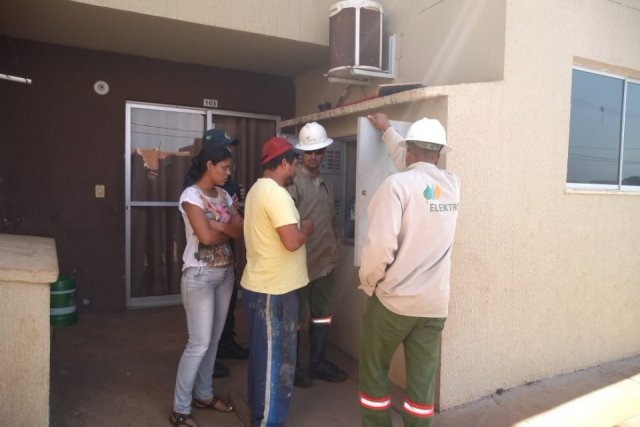 “Gatos” de energia são descobertos em apartamentos do Novo Oeste “Gatos” de energia são descobertos em apartamentos do Novo Oeste