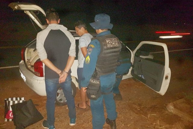 Patrulha Rural apreende grande quantidade de maconha em fundo falso de carro