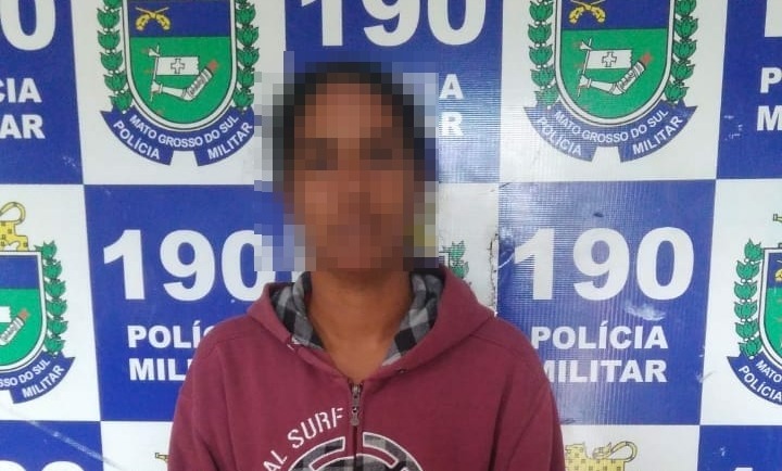Mulher é detida com bicicleta furtada e mandado de prisão em aberto