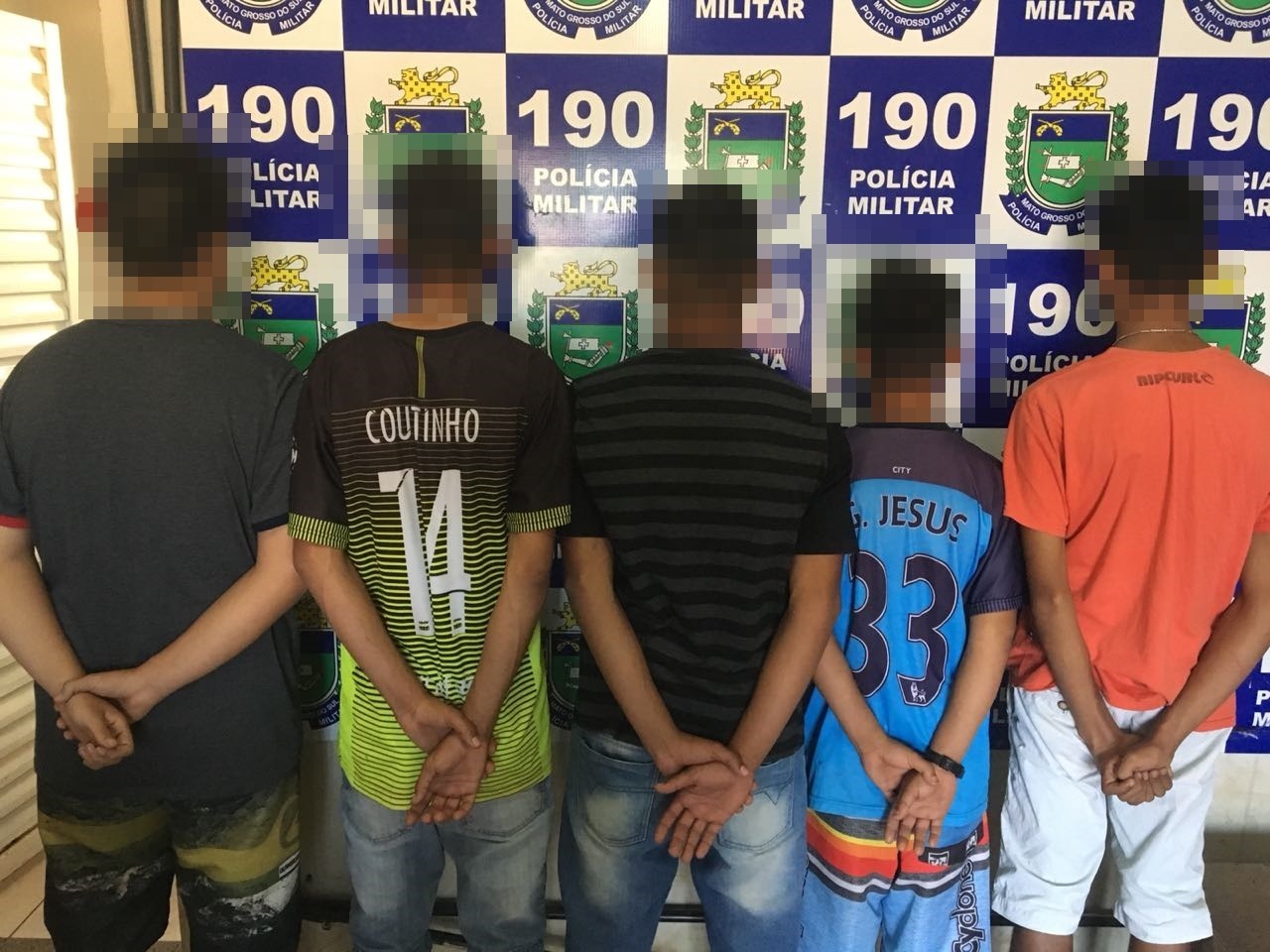 Cinco adolescentes são detidos com maconha pela Ronda Escolar