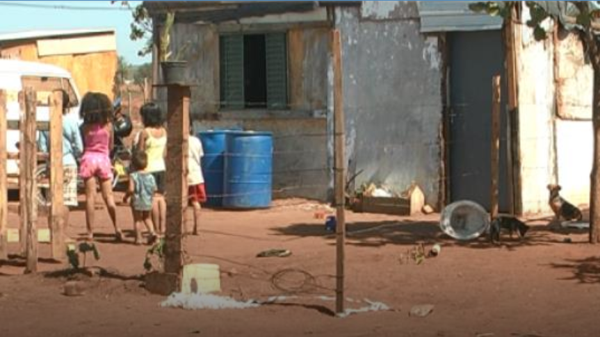 Prefeitura esclarece que não pode ajudar famílias que invadem terrenos particulares
