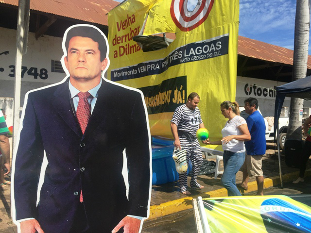Protestos contra a corrupção em Três Lagoas têm baixa mobilização 