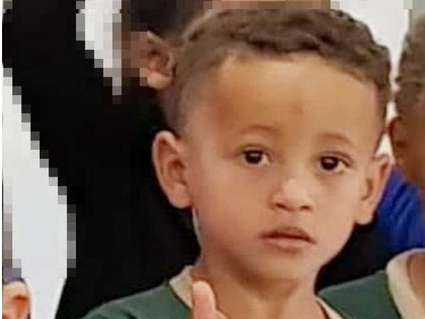 Muro cai em criança de três anos que morre no Hospital Muro cai em criança de três anos que morre no Hospital