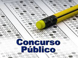 Prefeituras e universidades têm concursos com salários de até R$ 13 mil