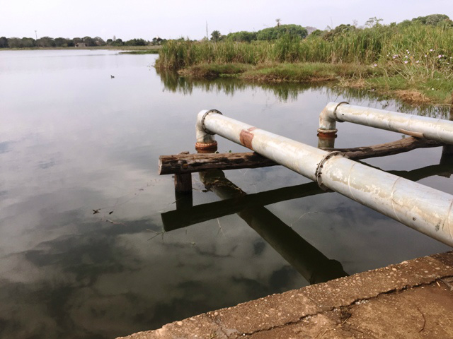 Bombas de casa de máquina da lagoa são furtadas e moradores temem por alagamentos na região 