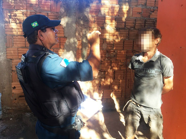 PM atende ocorrência de briga com o uso de faca no bairro Vila Zuque PM atende ocorrência de briga com o uso de faca no bairro Vila Zuque