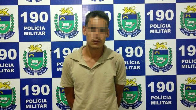 Pedreiro é preso na madrugada no bairro Jardim Novo Aeroporto 