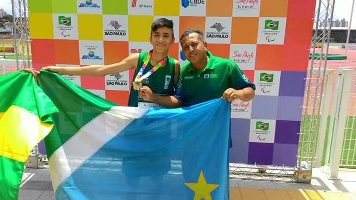 Três-lagoense representa MS em competição nacional de Para-Badminton Três-lagoense representa MS em competição nacional de Para-Badminton