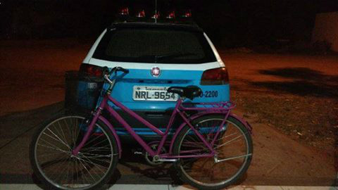 Rádio Patrulha recupera bike furtada e prende receptadora 
