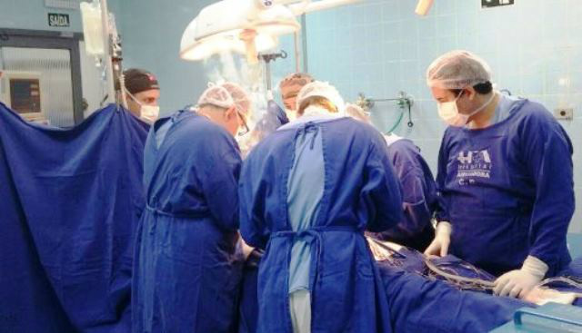Hospital Auxiliadora realiza cirurgia inédita de captação de órgãos Hospital Auxiliadora realiza cirurgia inédita de captação de órgãos