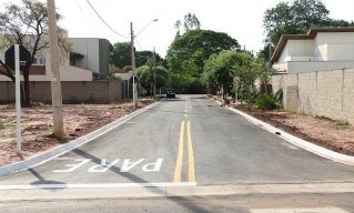 Ruas do Bairro Santa Rita recebem obras de asfalto e drenagem