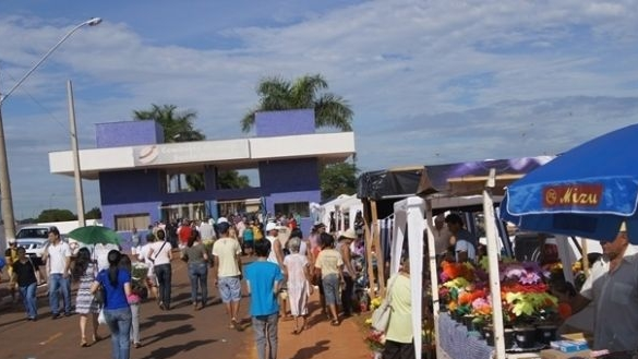 Abertas inscrições para interessados em comercializar produtos no entorno do Cemitério no Dia de Finados Abertas inscrições para interessados em comercializar produtos no entorno do Cemitério no Dia de Finados