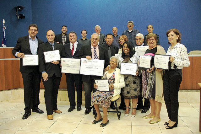 Nilo Candido promove solenidade de outorga títulos de cidadão e moções de congratulação Nilo Candido promove solenidade de outorga títulos de cidadão e moções de congratulação