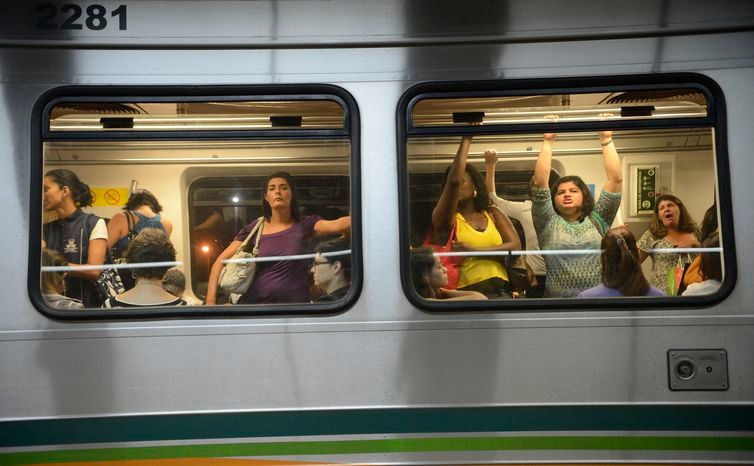 Nova lei de importunação sexual pune assédio na rua