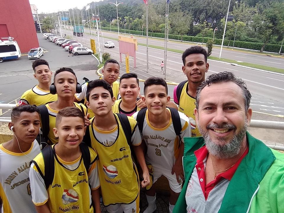 Escola parabeniza atletas por resultado nos Jogos Escolares Brasileiros Escola parabeniza atletas por resultado nos Jogos Escolares Brasileiros