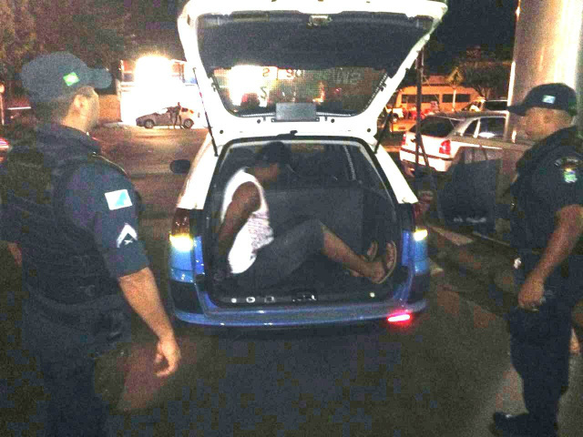Homem é preso ao furtar R$ 200 de carnes em supermercado de Três Lagoas