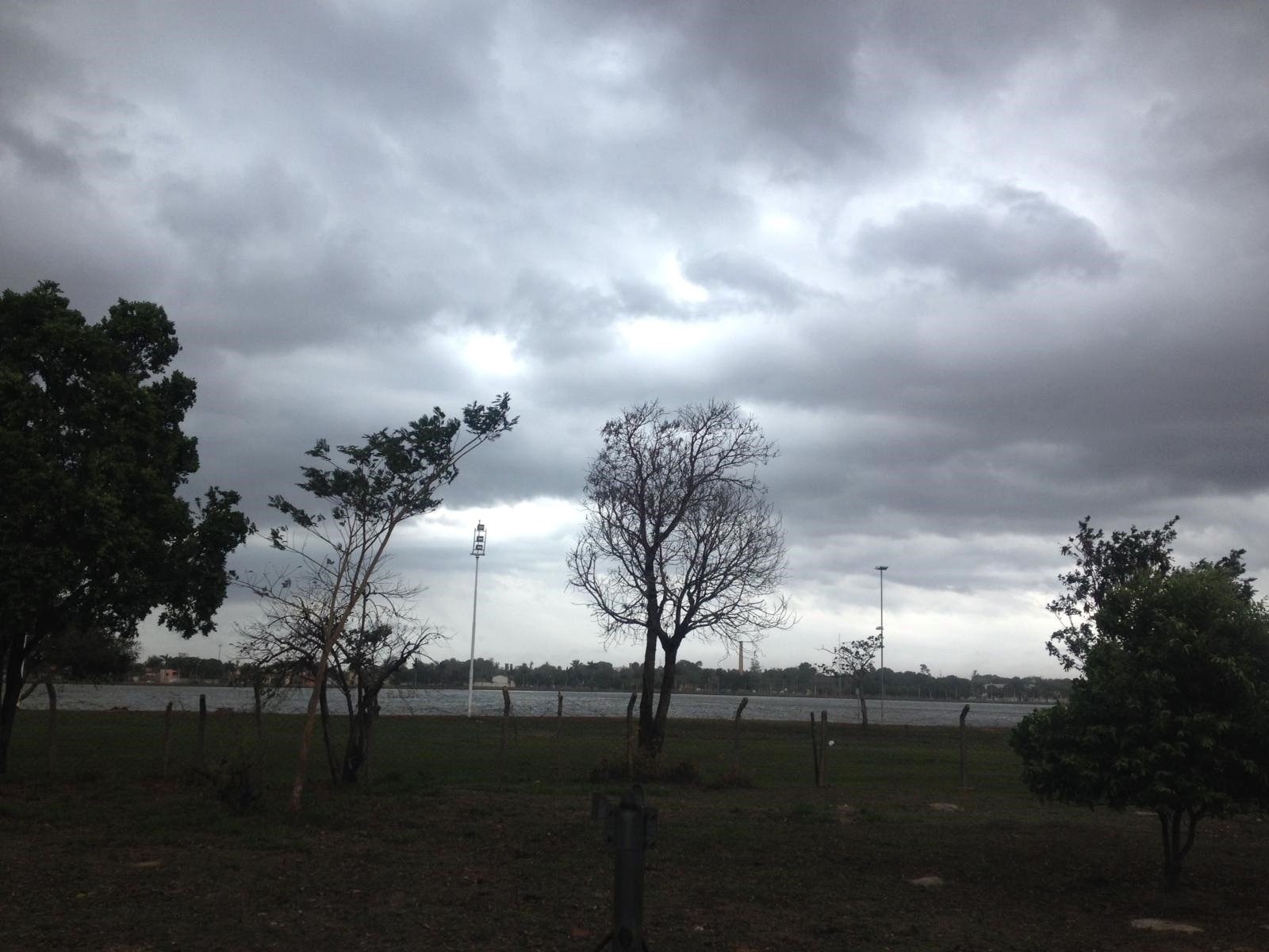 Inmet e Defesa Civil emitem alerta de tempestade para Três Lagoas