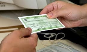 Eleitor pode emitir certidão de quitação eleitoral a partir de segunda  