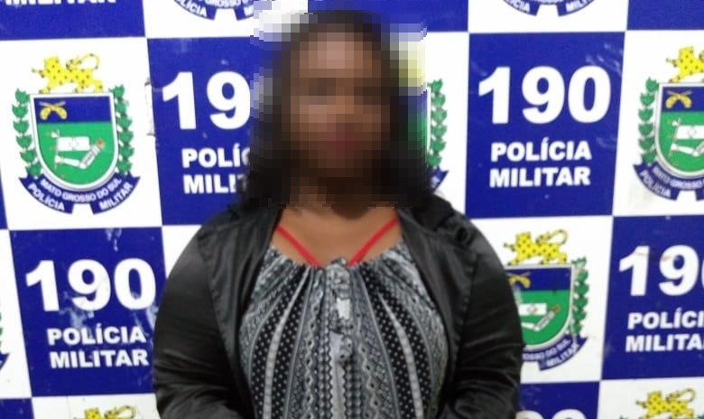 Mulher é presa em flagrante trazendo nove tabletes de maconha da Capital