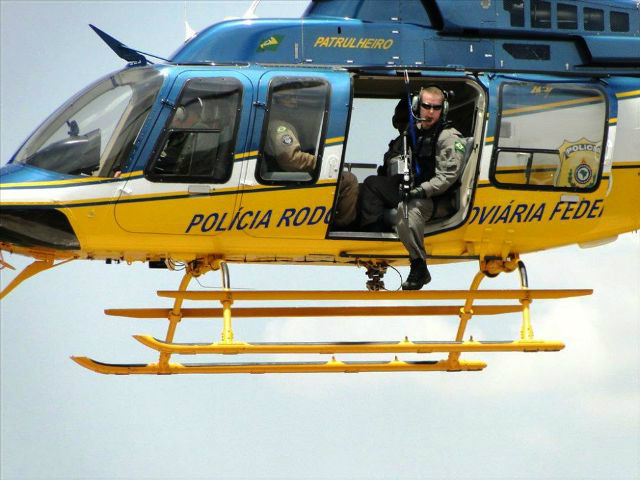 PRF vai usar um helicóptero e contará com 400 policiais na operação “Corpus Christi" PRF vai usar um helicóptero e contará com 400 policiais na operação “Corpus Christi