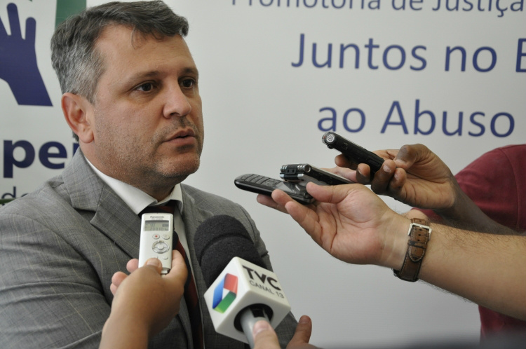 Promotor comenta sobre o caso do servidor exonerado pela prefeitura na última semana 