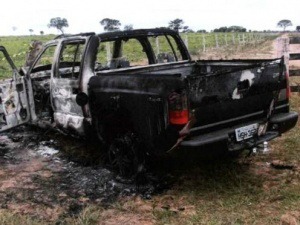 Homem mata e tenta simular acidente, mas sangue em óculos o entrega