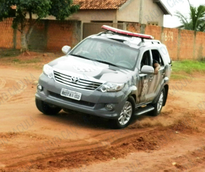 Homem agride e atropela mulher que queria terminar o relacionamento