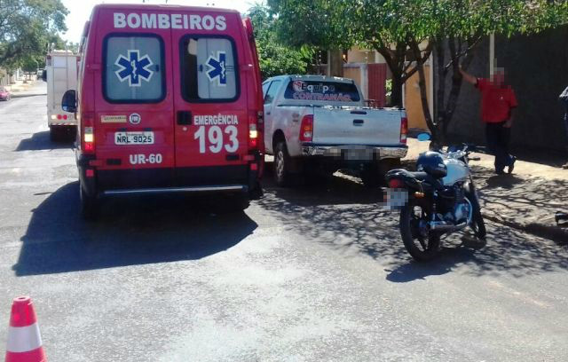 Acidente no Jd. Alvorada mobiliza equipe do Corpo de Bombeiros Acidente no Jd. Alvorada mobiliza equipe do Corpo de Bombeiros