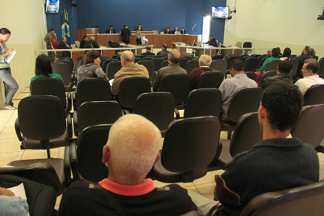 Projeto garante assistência financeira para escolas do município 