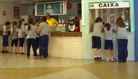 Escolas do MS podem ser proibidas de vender refrigerante