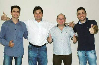 Sandrinho da papelaria é o novo vice de Idevaldo Claudino Sandrinho da papelaria é o novo vice de Idevaldo Claudino